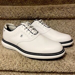 FootJoy Traditions Men’s 10.5 Golf shoes BRAND NEW IN BOX [waterproof] spikeless